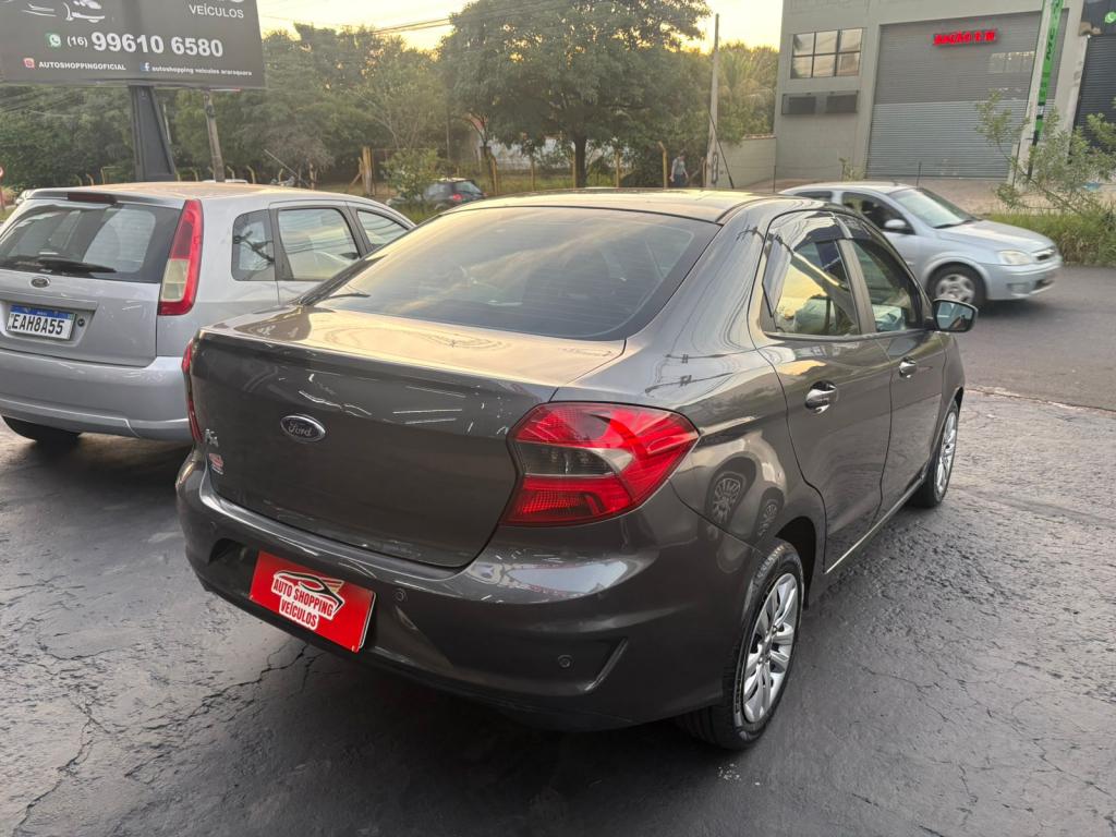 FORD Ka + Sedan - Foto