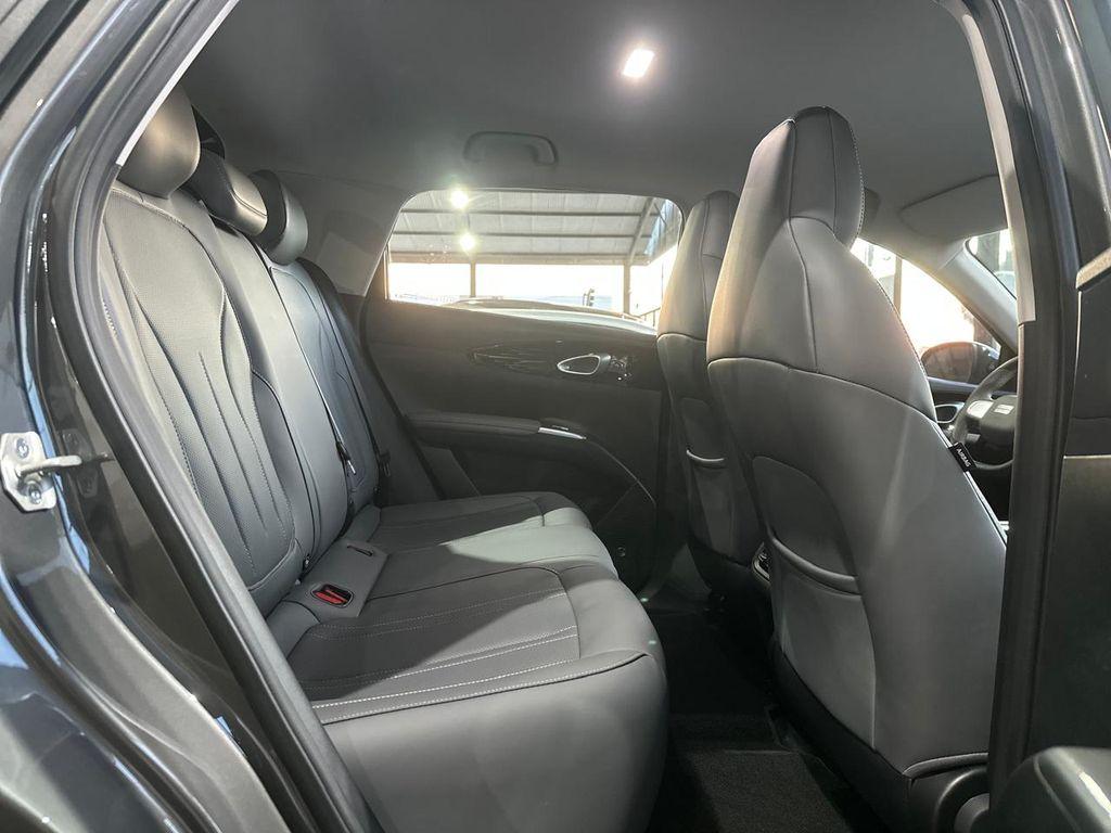 GEELY EX2 - Foto
