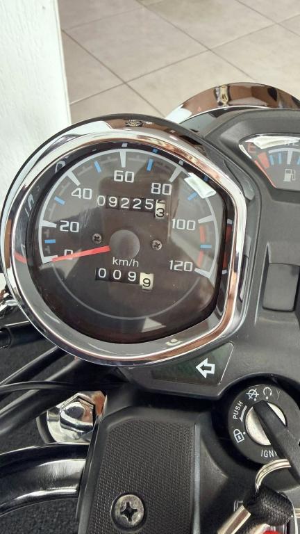 HAOJUE Chopper Road 150 - Foto