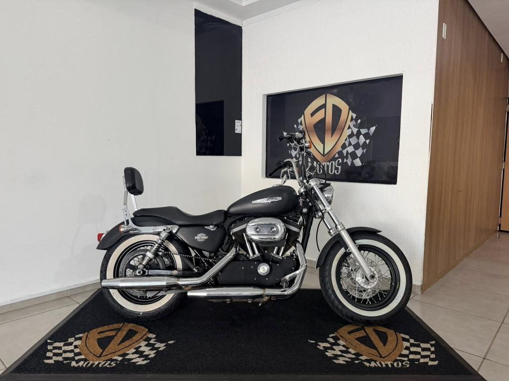 HARLEY DAVIDSON Sportster XL 1200 Custom