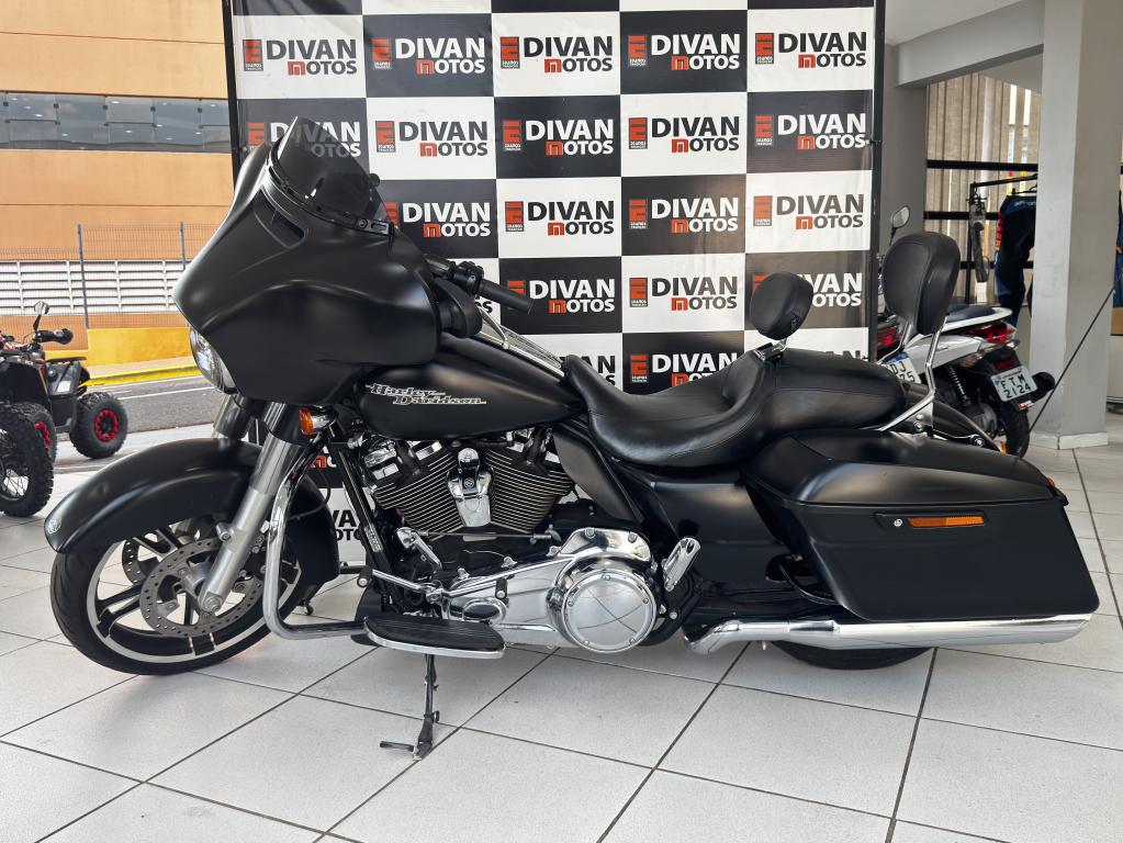 HARLEY DAVIDSON Street Glide FLHX