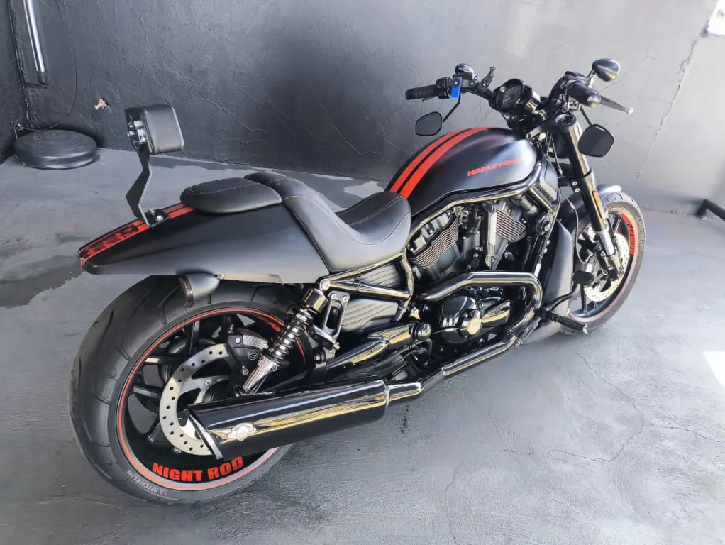 HARLEY DAVIDSON V-Rod - Foto