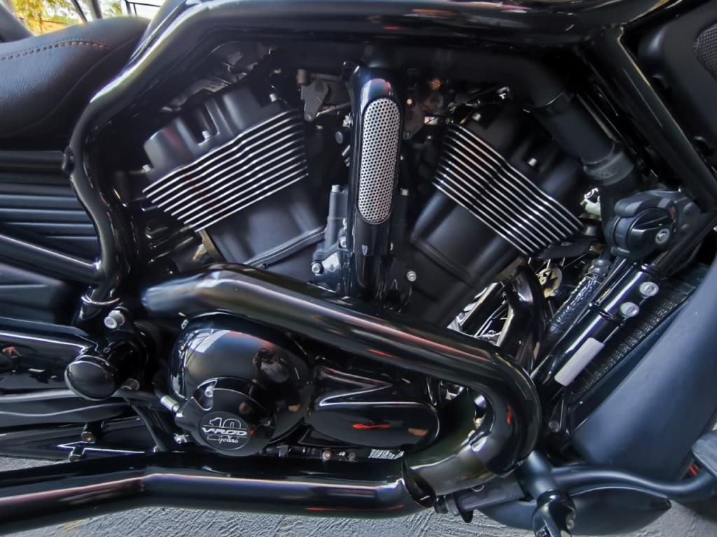 HARLEY DAVIDSON V-Rod - Foto