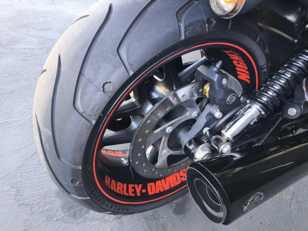 HARLEY DAVIDSON V-Rod - Foto