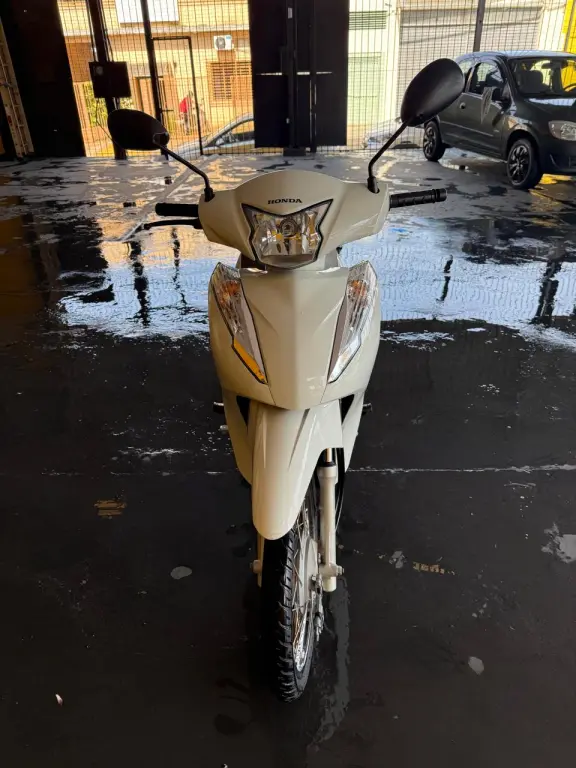 HONDA Biz 110 I - Foto