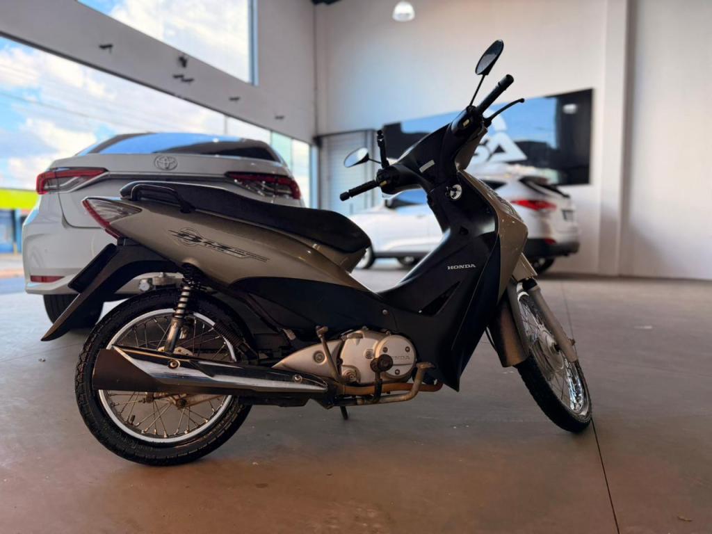 HONDA Biz 125 - Foto