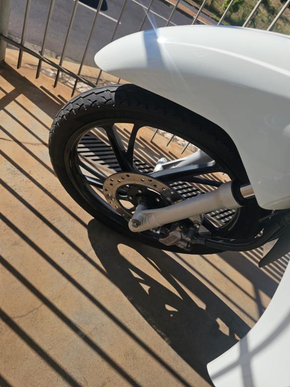 HONDA Biz 125 - Foto