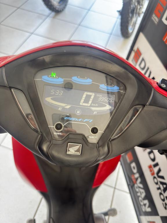 HONDA Biz 125 - Foto