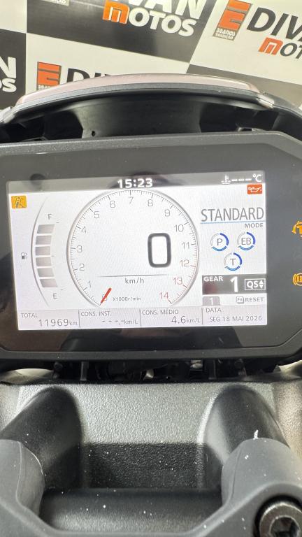 HONDA CB 1000 R - Foto