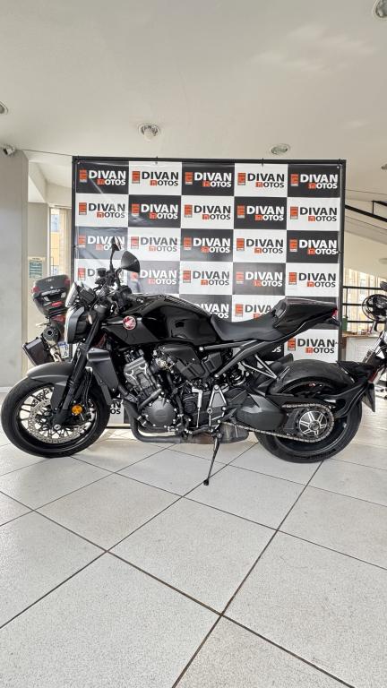 HONDA CB 1000 R - Foto