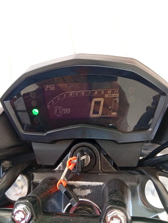 HONDA CB 250 F Twister - Foto