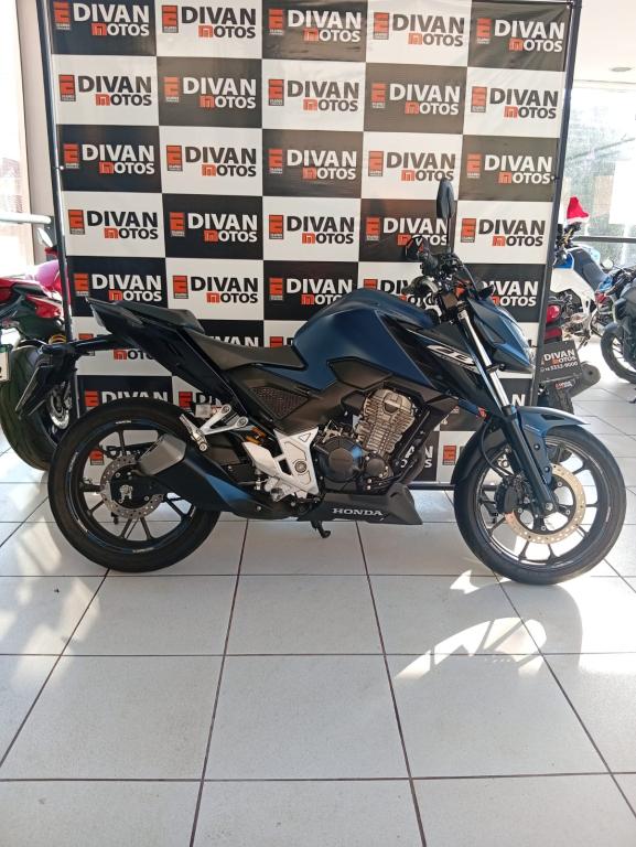 HONDA CB 300 F Twister