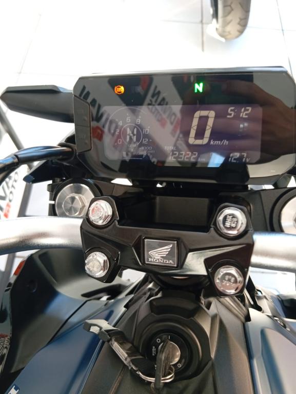 HONDA CB 300 F Twister - Foto