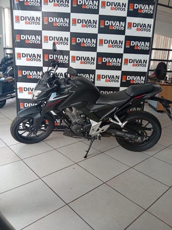 HONDA CB 300 F Twister