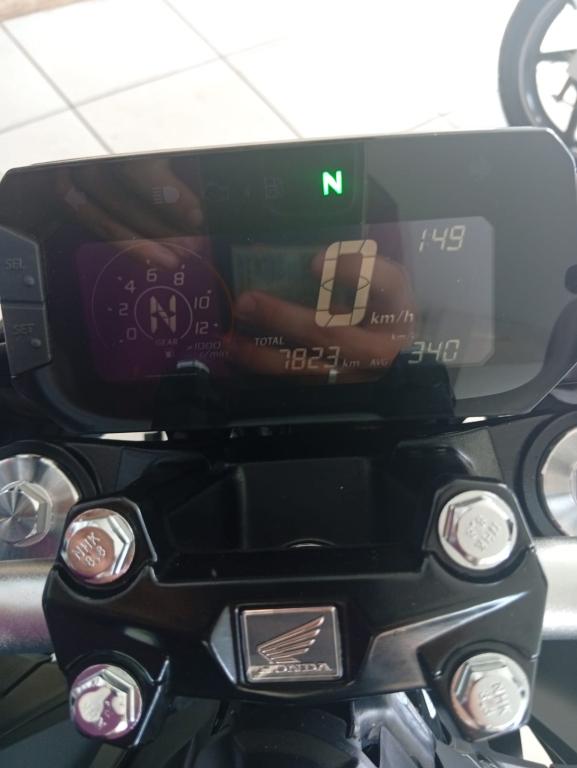 HONDA CB 300 F Twister - Foto