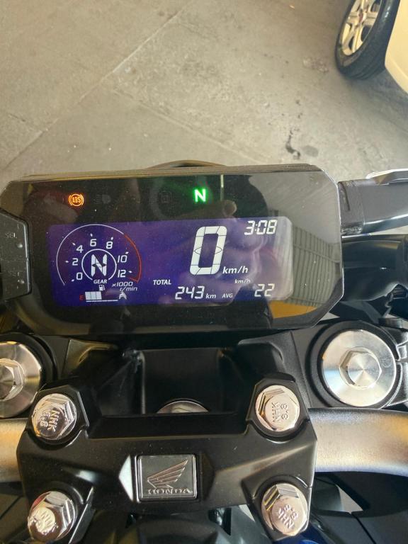 HONDA CB 300 F Twister - Foto