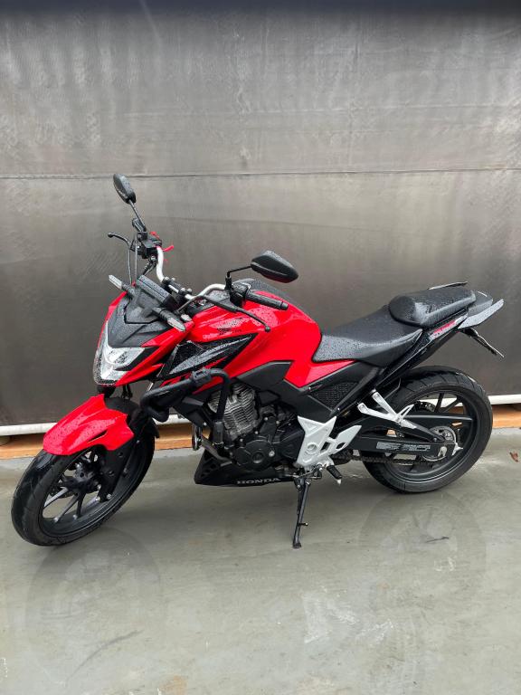 HONDA CB 300 F Twister - Foto