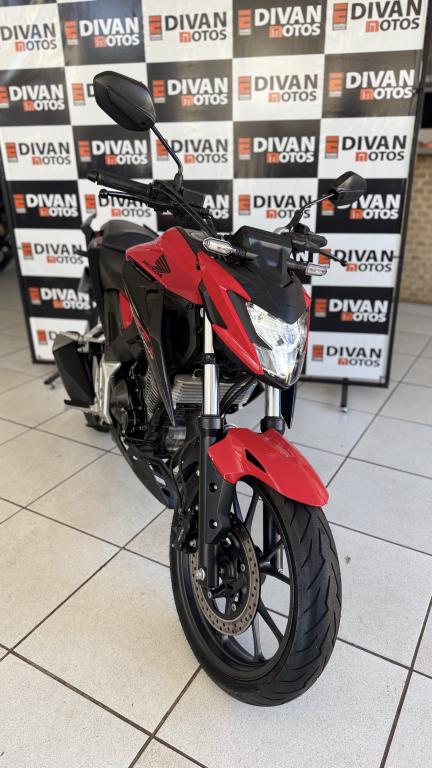 HONDA CB 300 F Twister - Foto