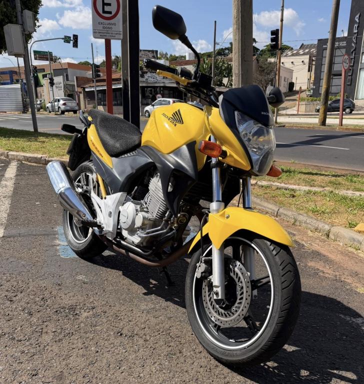 HONDA CB 300 R - Foto