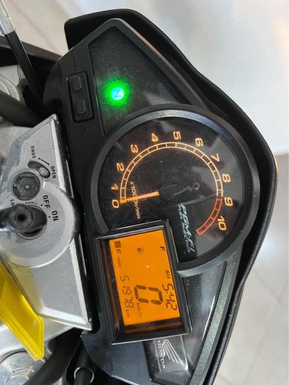 HONDA CB 300 R - Foto