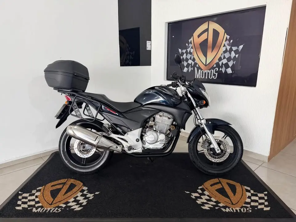 HONDA CB 300 R