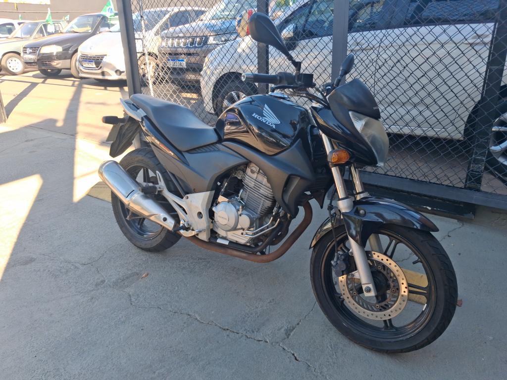 HONDA CB 300 R