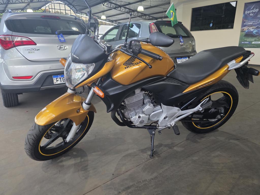 HONDA CB 300 R