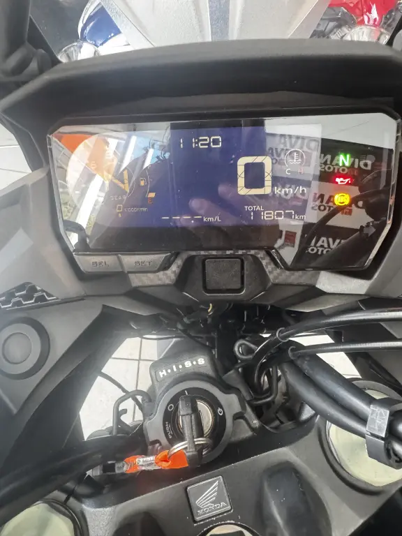 HONDA CB 500 X - Foto