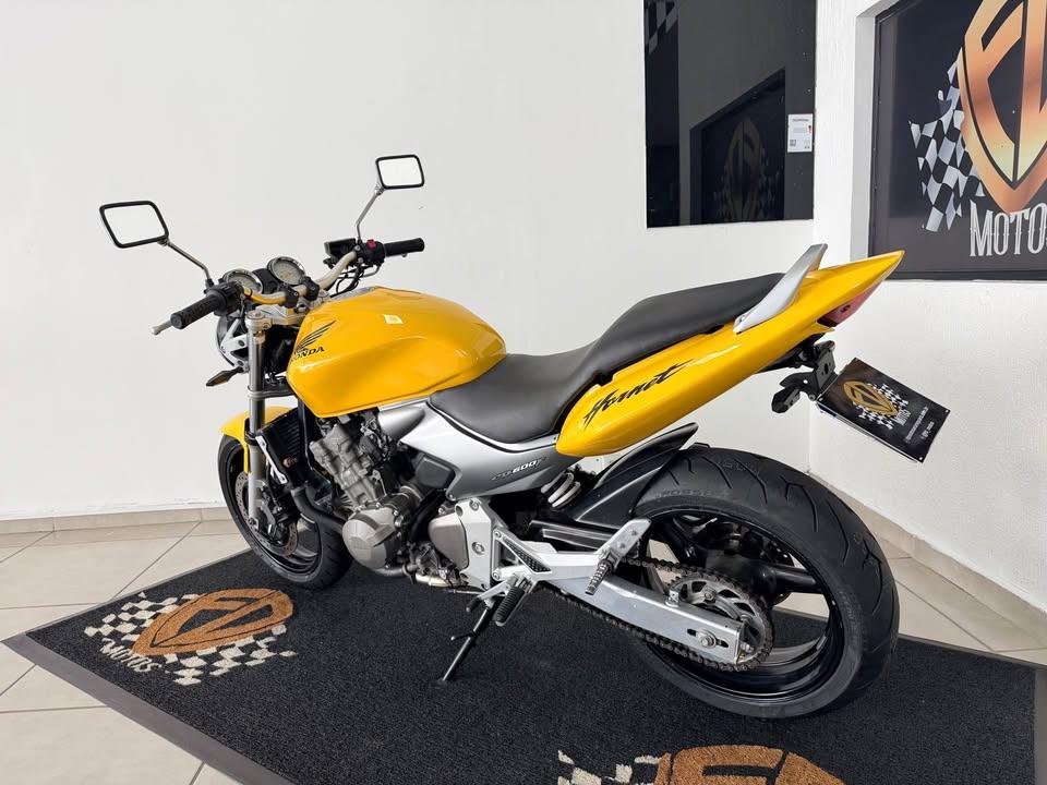 HONDA CB 600 F HORNET - Foto