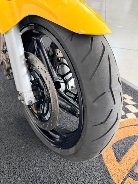 HONDA CB 600 F HORNET - Foto