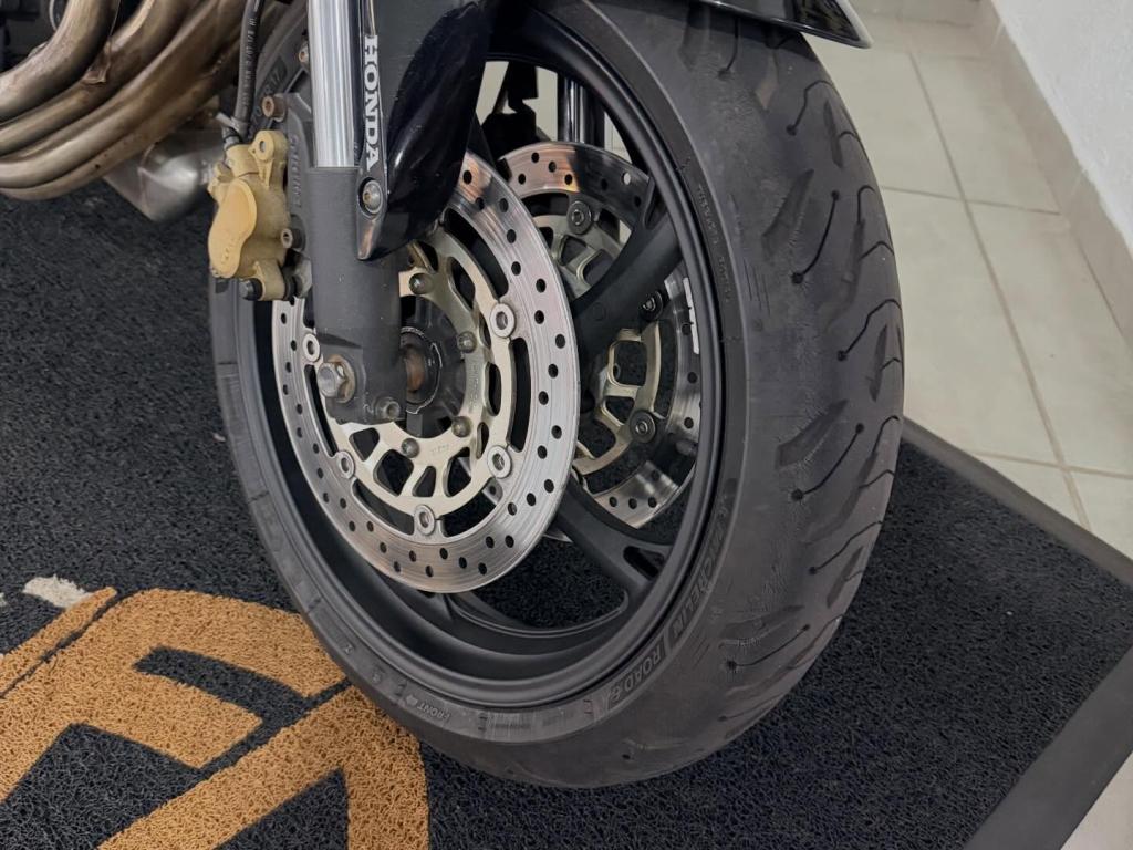 HONDA CB 600 F HORNET - Foto