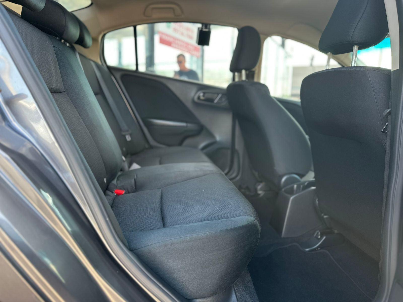 HONDA City Sedan - Foto