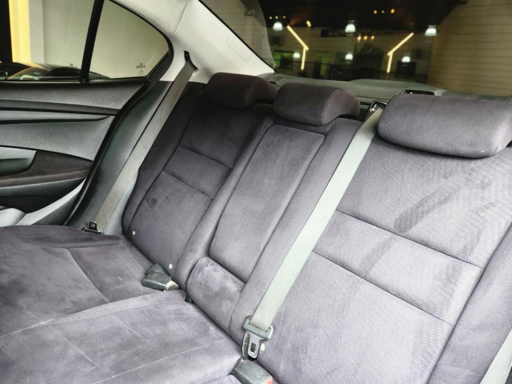 HONDA City Sedan - Foto