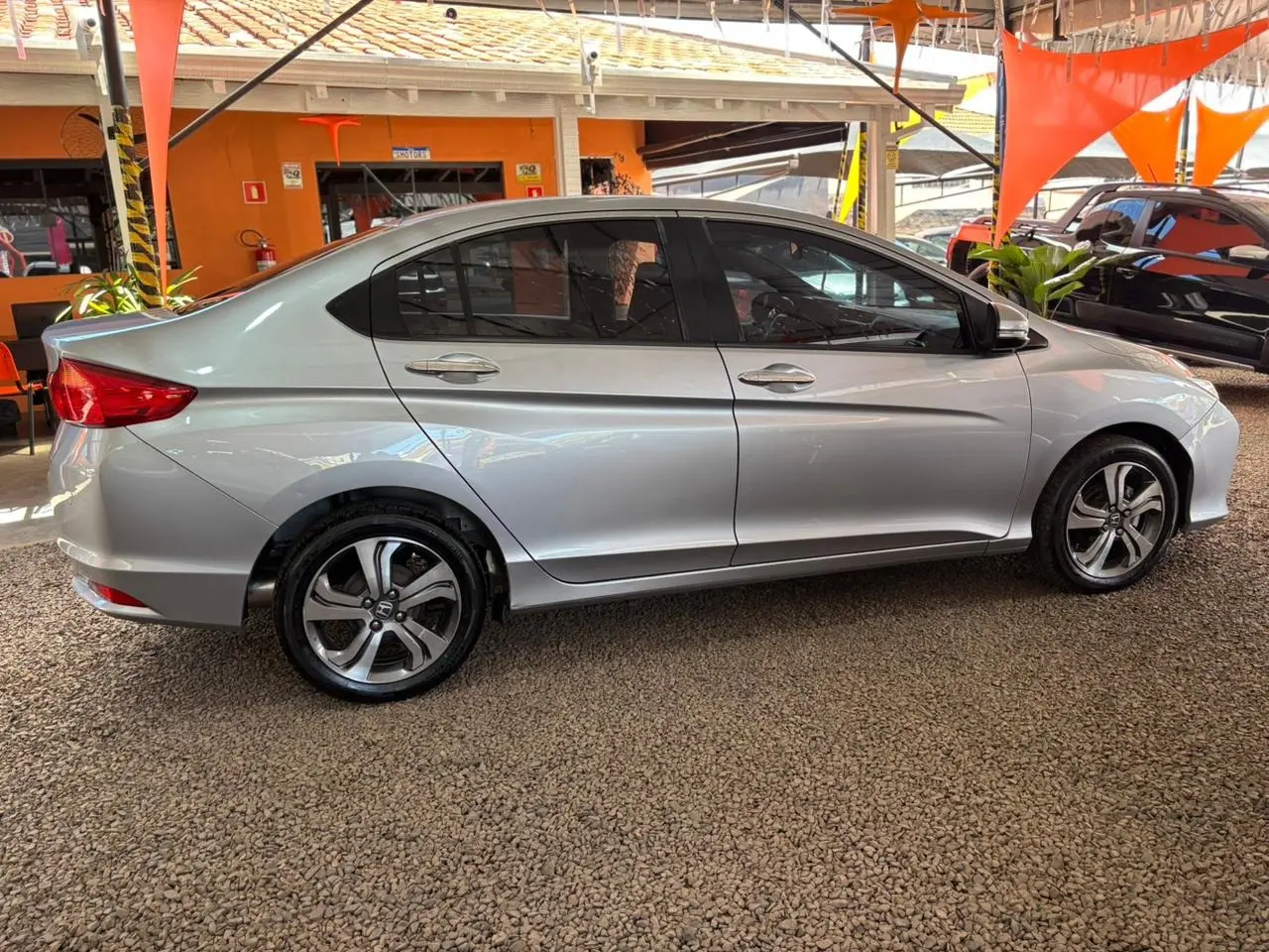 HONDA City Sedan - Foto