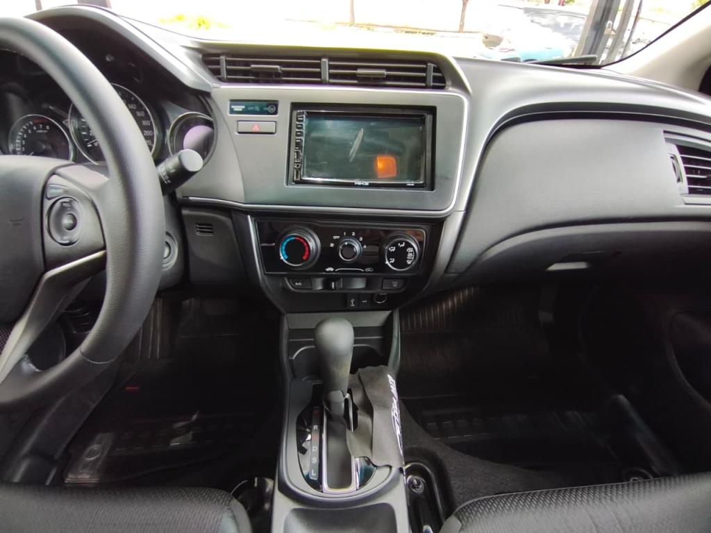 HONDA City Sedan - Foto