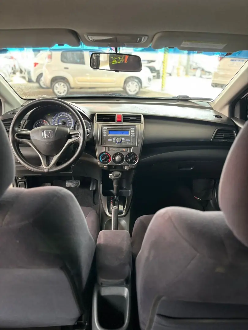 HONDA City Sedan - Foto