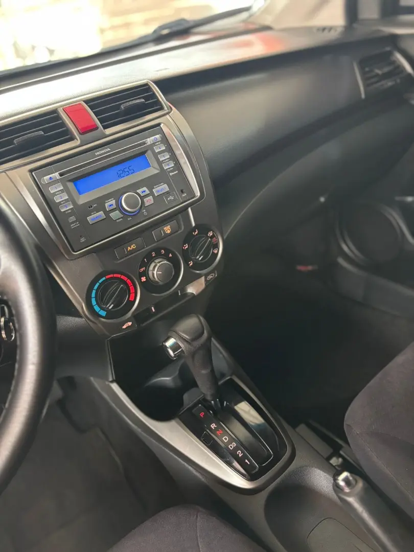 HONDA City Sedan - Foto