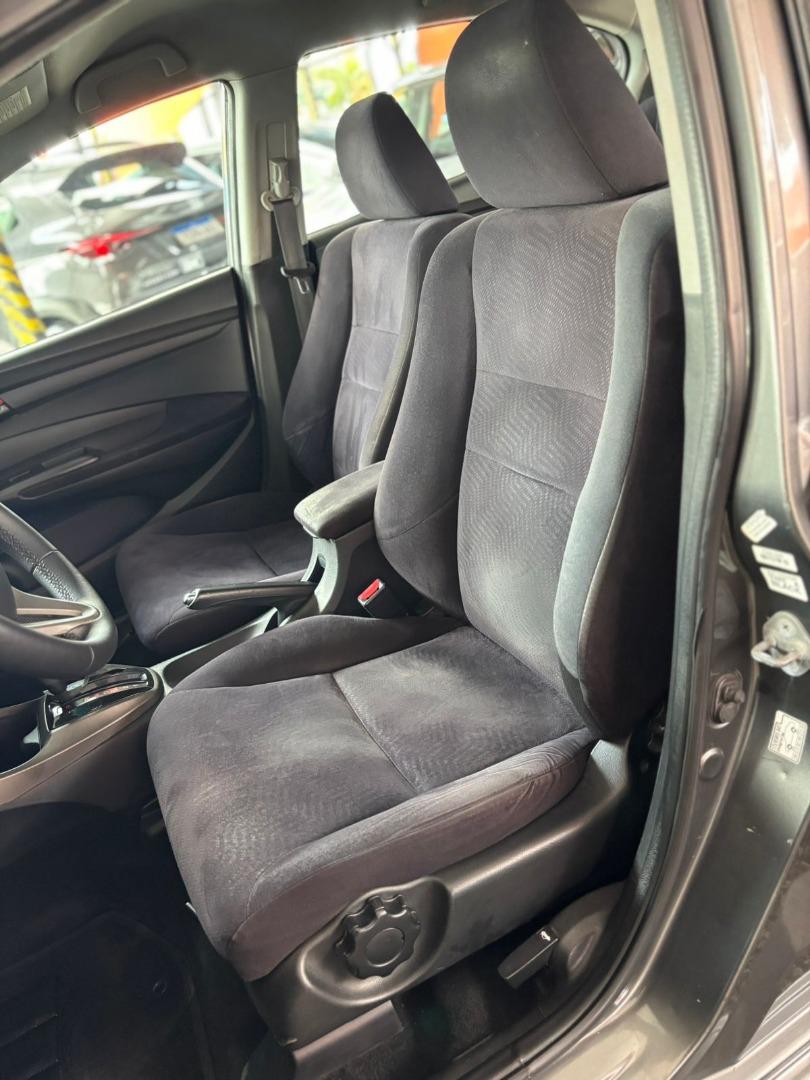 HONDA City Sedan - Foto