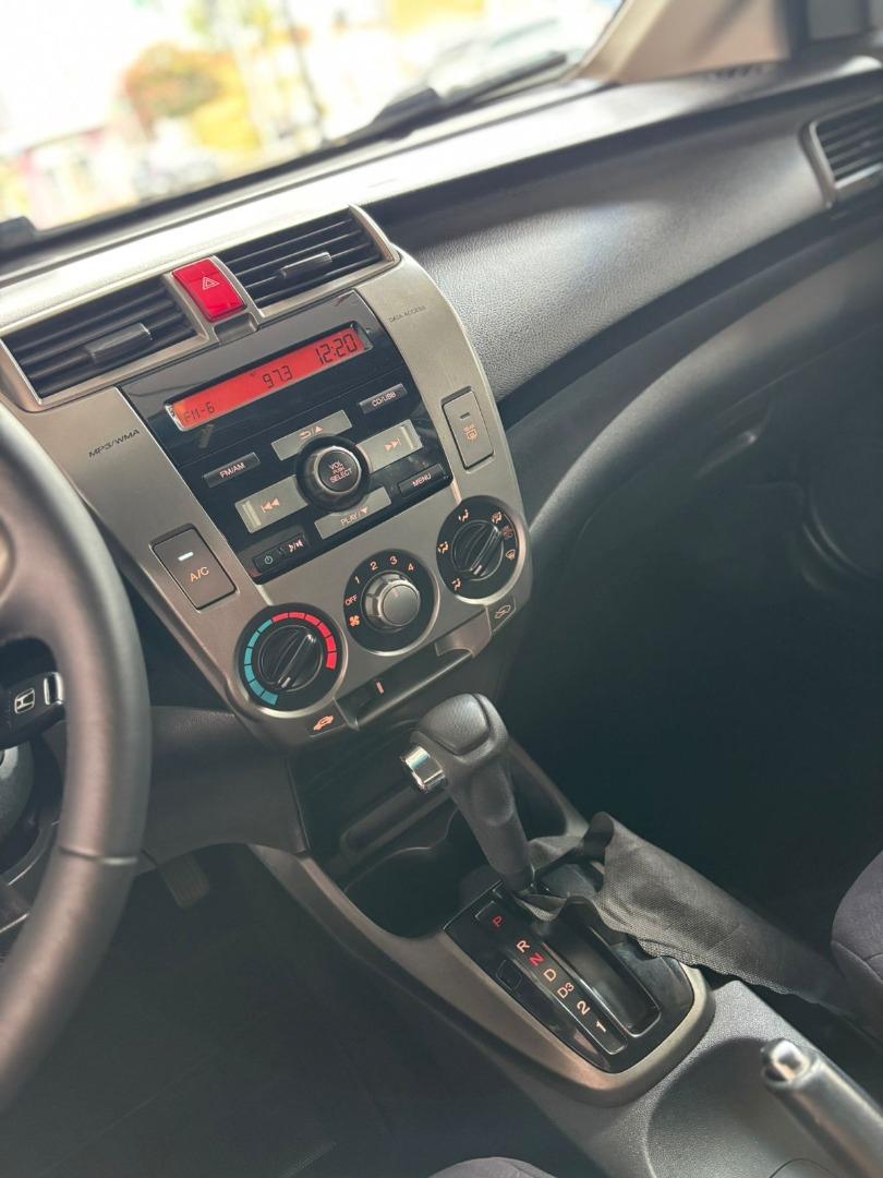 HONDA City Sedan - Foto