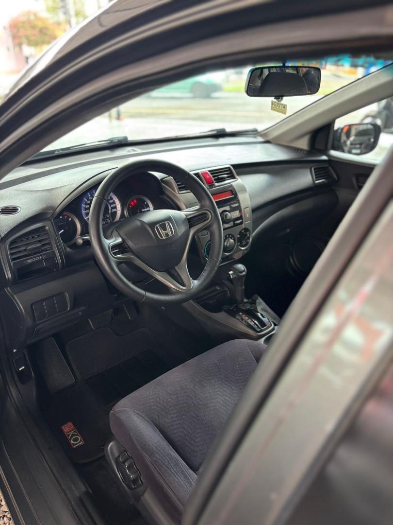 HONDA City Sedan - Foto