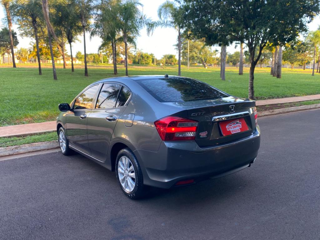 HONDA City Sedan - Foto