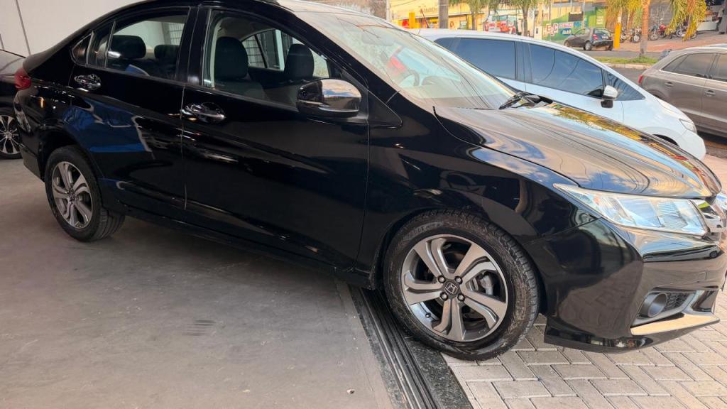 HONDA City Sedan - Foto