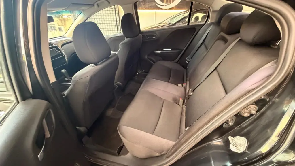 HONDA City Sedan - Foto