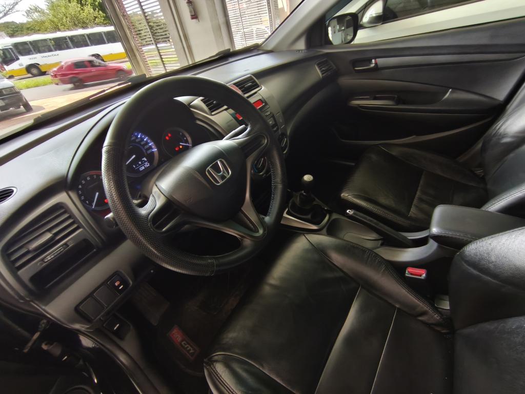 HONDA City Sedan - Foto