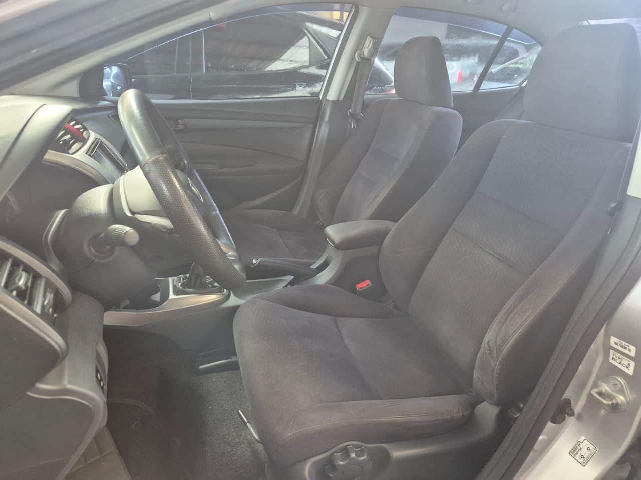 HONDA City Sedan - Foto