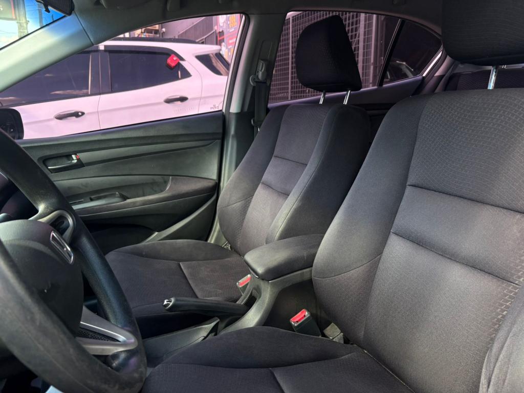 HONDA City Sedan - Foto