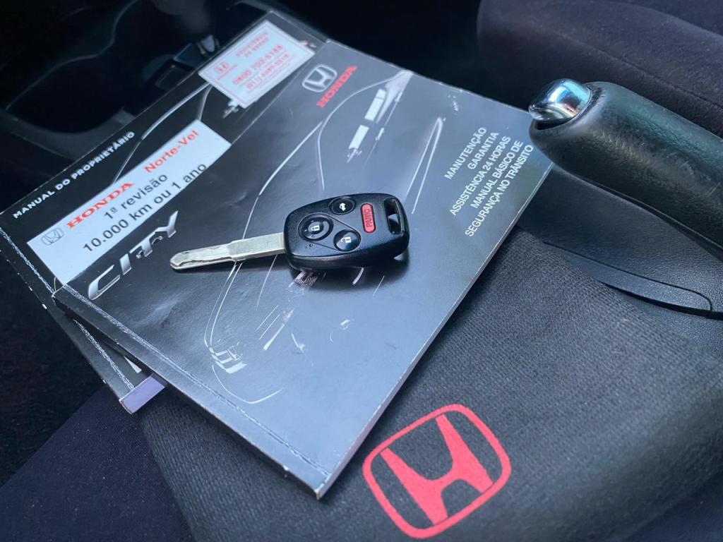 HONDA City Sedan - Foto