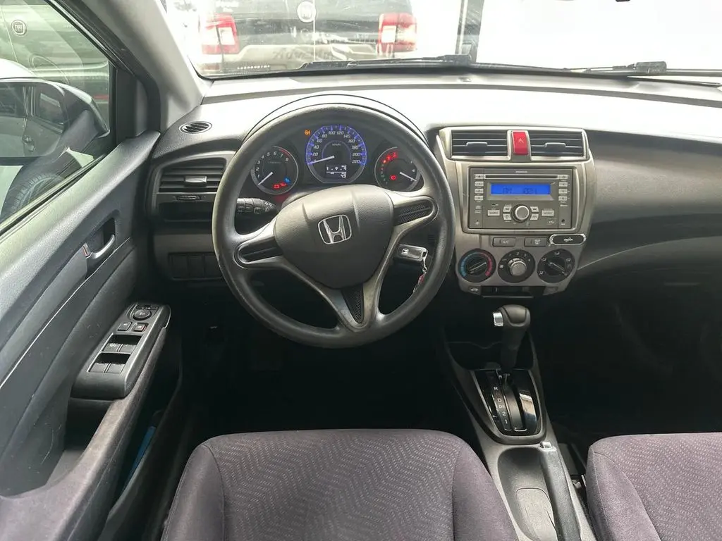 HONDA City Sedan - Foto