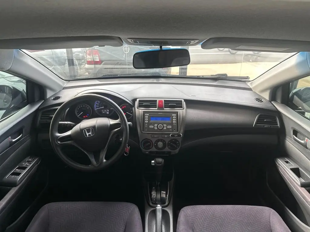 HONDA City Sedan - Foto
