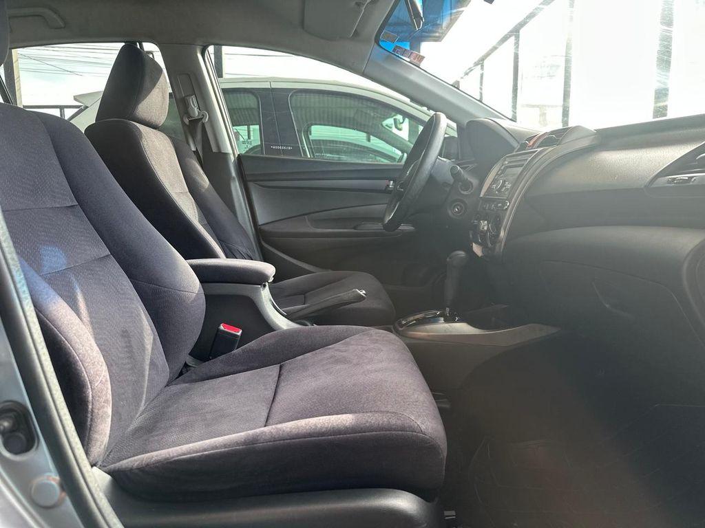HONDA City Sedan - Foto